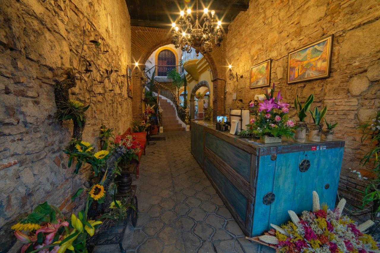 Hotel Gran Plaza Euromaya Antigua Kültér fotó