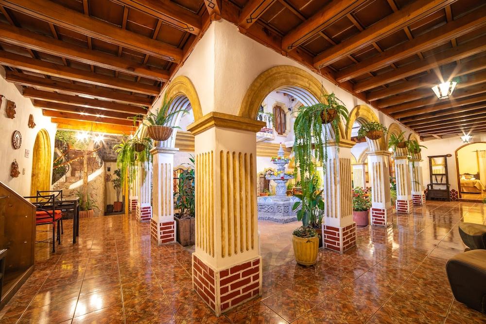 Hotel Gran Plaza Euromaya Antigua Kültér fotó