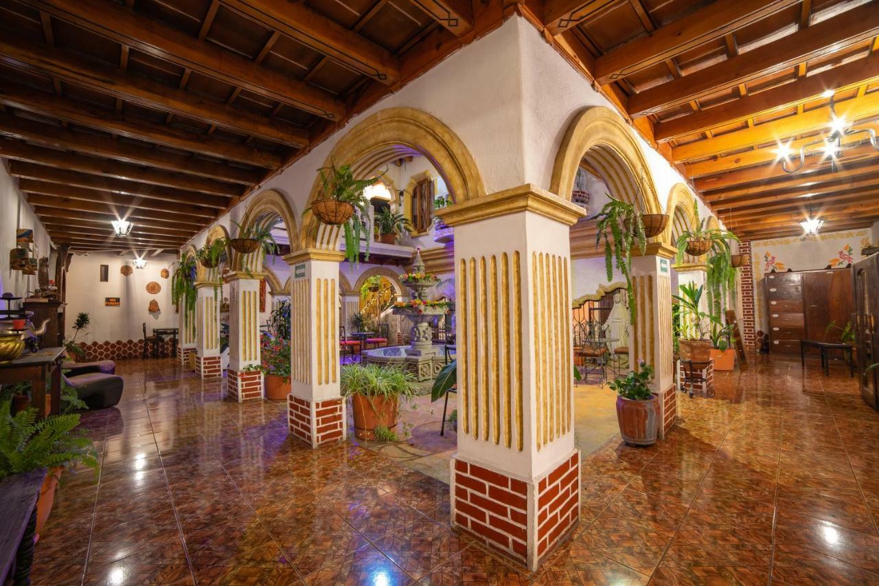 Hotel Gran Plaza Euromaya Antigua Kültér fotó
