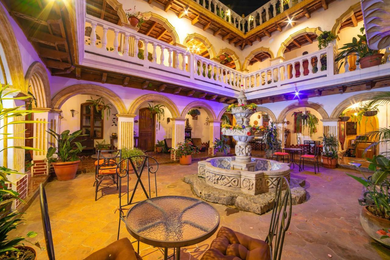 Hotel Gran Plaza Euromaya Antigua Kültér fotó